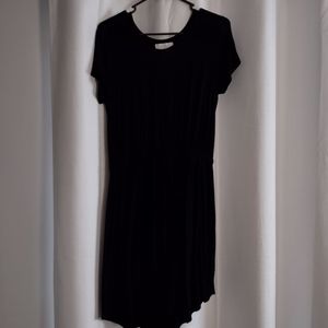 Olive and Oak tie waist dress medium